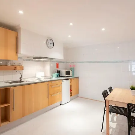 Biti's Nest * Lisboa